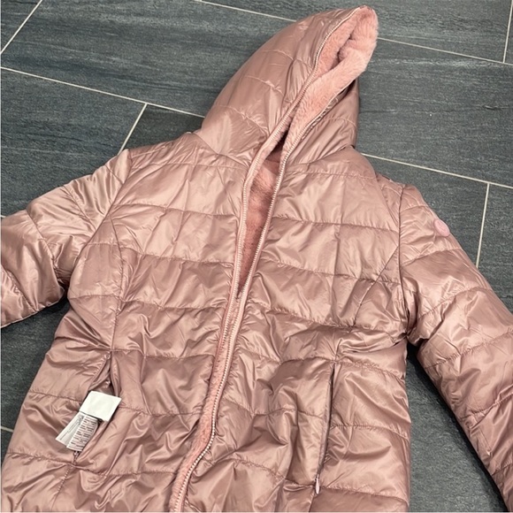 Women's Pink Faux Fur Puffer Jacket - Picture 3 of 5